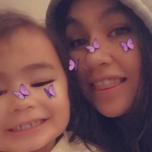 Meet your Posher, Taryn